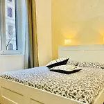La Terrazza A San Pietro ホームステイ ローマ